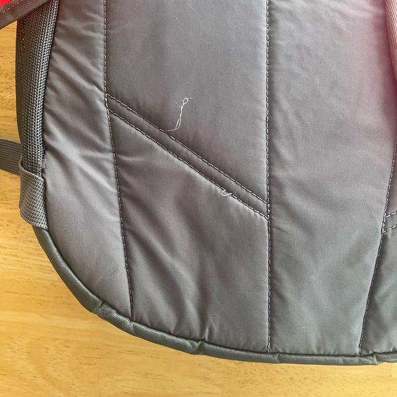 Under armour backpack - Picture 13 of 13